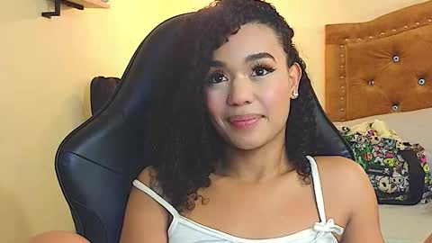 Snapshot of eva_foxs chatting on 12-16-25, 12:59 Eva Foxs online show from 12-16-25, 12:59