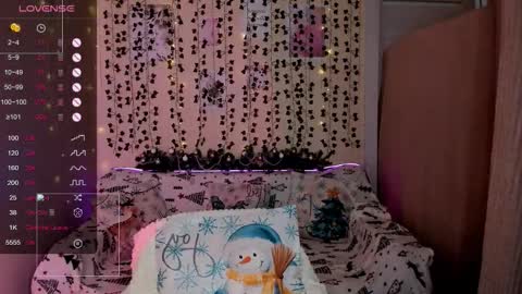 Snapshot of eva_greys chatting on 12-22-25, 02:08 Eva online show from 12-22-25, 02:08