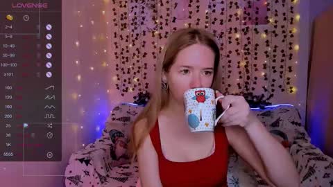 Snapshot of eva_greys chatting on 01-06-26, 02:04 Eva online show from 01-06-26, 02:04