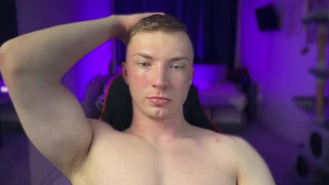 Eva and Iron online show from 02-08-26, 10:57