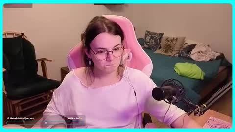 Gamer Katt online show from 10-30-25, 02:40