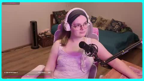 Snapshot of eva_katt chatting on 06-09-26, 01:34 Gamer Katt online show from 06-09-26, 01:34