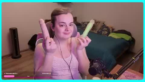 Snapshot of eva_katt chatting on 06-24-26, 12:15 Gamer Katt online show from 06-24-26, 12:15