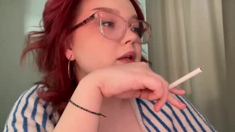 Snapshot of eva_kittenn chatting on 05-21-26, 01:40 eva_kittenn online show from 05-21-26, 01:40
