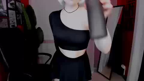 Eva online show from 10-08-25, 03:53