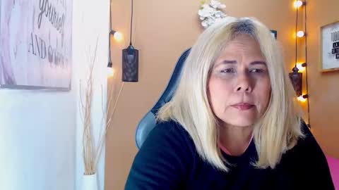 eva_love49 online show from 11-27-25, 11:56