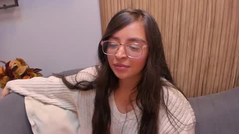 Angelinne online show from 12-18-24, 07:36