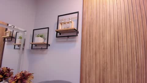 Angelinne online show from 12-20-24, 09:32