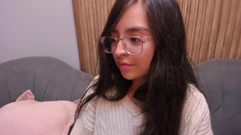 Angelinne online show from 12-27-24, 07:18