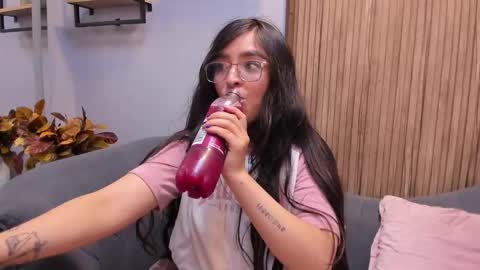 Angelinne online show from 02-23-25, 11:00