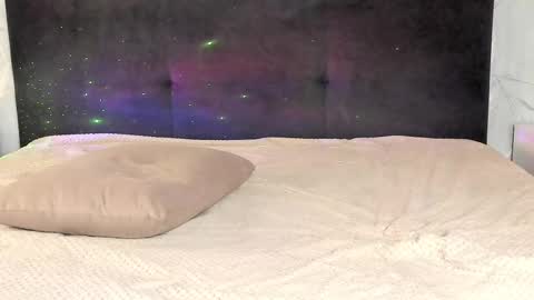 Snapshot of eva_merlin chatting on 09-19-25, 06:15 Eva Merlin online show from 09-19-25, 06:15