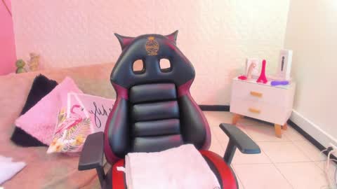 Eva  online show from 03-30-26, 02:29