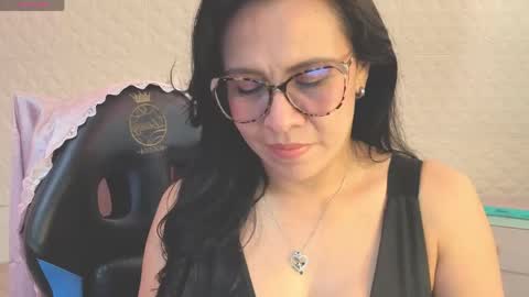Snapshot of eva_mermaid chatting on 05-20-26, 03:07 Eva online show from 05-20-26, 03:07