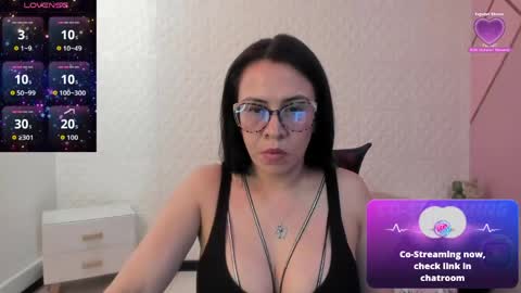 Snapshot of eva_mermaid chatting on 05-30-26, 02:47 Eva online show from 05-30-26, 02:47