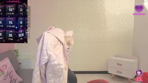 Snapshot of eva_mermaid chatting on 06-10-26, 02:38 Eva online show from 06-10-26, 02:38