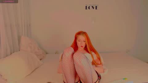 Snapshot of eva_meyer chatting on 12-18-25, 06:19 eva_meyer online show from 12-18-25, 06:19