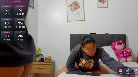 Snapshot of eva_mia_ chatting on 03-26-26, 11:16 Eva y Mia online show from 03-26-26, 11:16