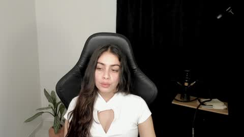 eva_monn online show from 01-05-25, 12:09