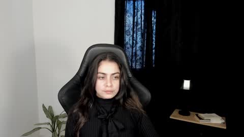 eva_monn online show from 01-06-25, 09:00