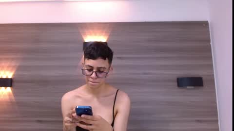 Snapshot of eva_monwalker chatting on 03-06-25, 07:21 Eva cute online show from 03-06-25, 07:21