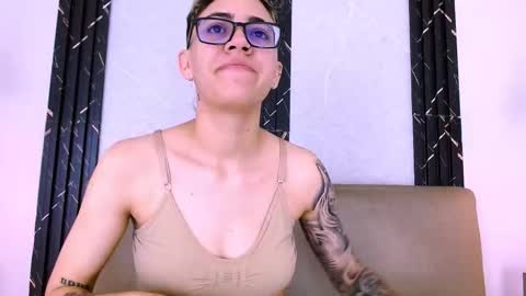 Snapshot of eva_monwalker chatting on 02-14-26, 12:02 Eva cute online show from 02-14-26, 12:02