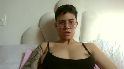 Snapshot of eva_monwalker chatting on 07-14-26, 12:55 Eva cute online show from 07-14-26, 12:55