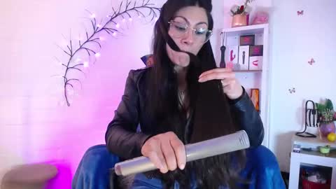 Eva Notty  online show from 09-18-25, 03:36