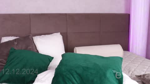 Eva online show from 12-13-24, 12:53