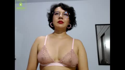 Snapshot of eva_rain01 chatting on 12-09-24, 07:07 Eva online show from 12-09-24, 07:07