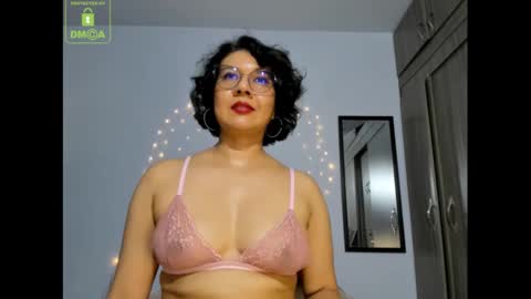 Snapshot of eva_rain01 chatting on 01-14-25, 08:59 Eva online show from 01-14-25, 08:59