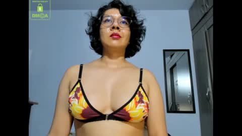 Snapshot of eva_rain01 chatting on 01-19-25, 09:55 Eva online show from 01-19-25, 09:55