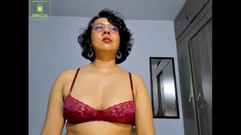 Snapshot of eva_rain01 chatting on 01-27-25, 06:41 Eva online show from 01-27-25, 06:41