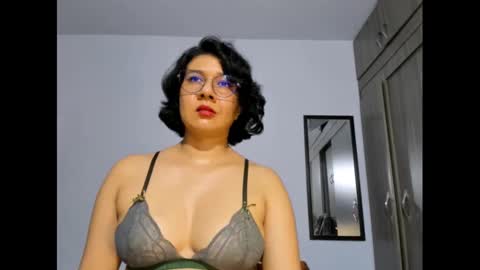 Snapshot of eva_rain01 chatting on 02-02-25, 09:56 Eva online show from 02-02-25, 09:56
