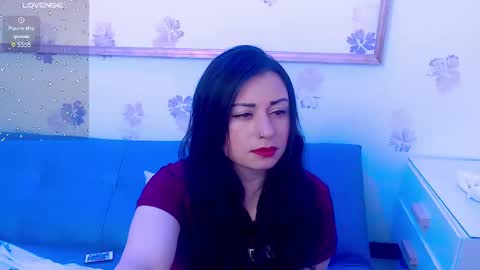 Snapshot of eva_rosell chatting on 09-12-25, 02:39 Eva online show from 09-12-25, 02:39
