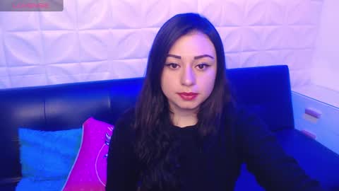 Snapshot of eva_rosell chatting on 09-17-25, 02:52 Eva online show from 09-17-25, 02:52