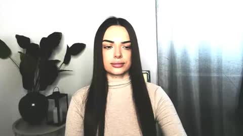 Snapshot of eva_rossee_ chatting on 01-15-26, 01:59 Eva online show from 01-15-26, 01:59