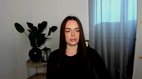 Snapshot of eva_rossee_ chatting on 02-20-26, 02:06 Eva online show from 02-20-26, 02:06