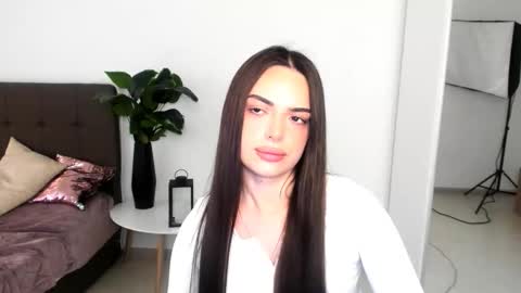 Eva online show from 04-20-26, 02:31