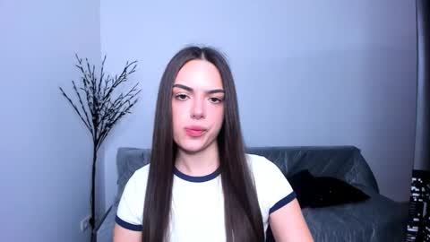 Eva online show from 05-01-26, 04:00