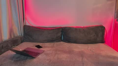 eva_simon__ online show from 04-25-26, 01:41