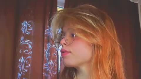 Snapshot of eva_sinn chatting on 06-23-26, 11:19 Hi there i am Eva and i wish create a nice community with you so join my Ticket Show for more pleasure online show from 06-23-26, 11:19