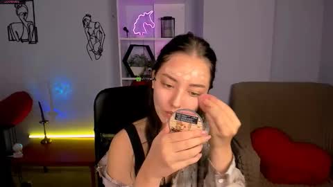 Eva online show from 11-11-25, 06:46