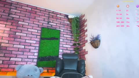 Eva online show from 01-19-25, 12:28