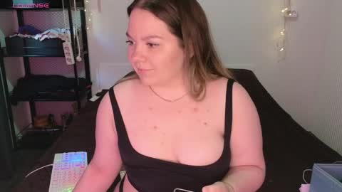 Snapshot of eva_sweetdream chatting on 06-01-26, 06:59 Eva online show from 06-01-26, 06:59