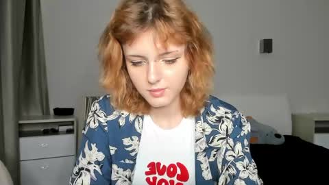 Snapshot of eva_vv chatting on 05-24-26, 05:34 Eva online show from 05-24-26, 05:34