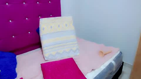 Eva   online show from 02-15-25, 10:10