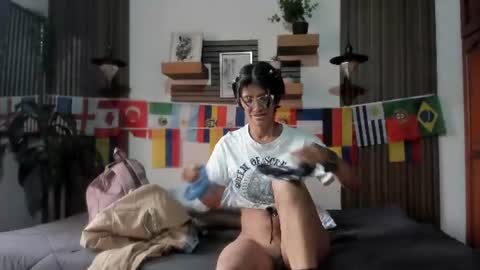 Eva online show from 07-08-26, 12:42