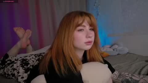 Snapshot of evaa_moonn_ chatting on 04-25-26, 06:38 Eva online show from 04-25-26, 06:38
