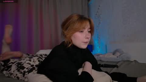 Snapshot of evaa_moonn_ chatting on 05-20-26, 06:52 Eva online show from 05-20-26, 06:52