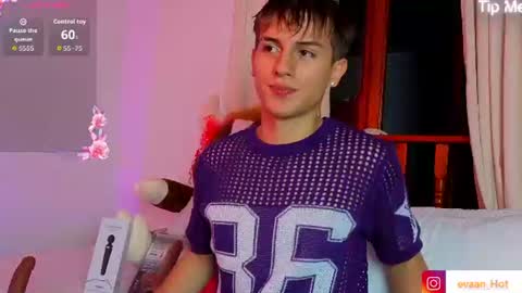 Snapshot of evaan_hot chatting on 07-05-26, 03:02 EVAN online show from 07-05-26, 03:02
